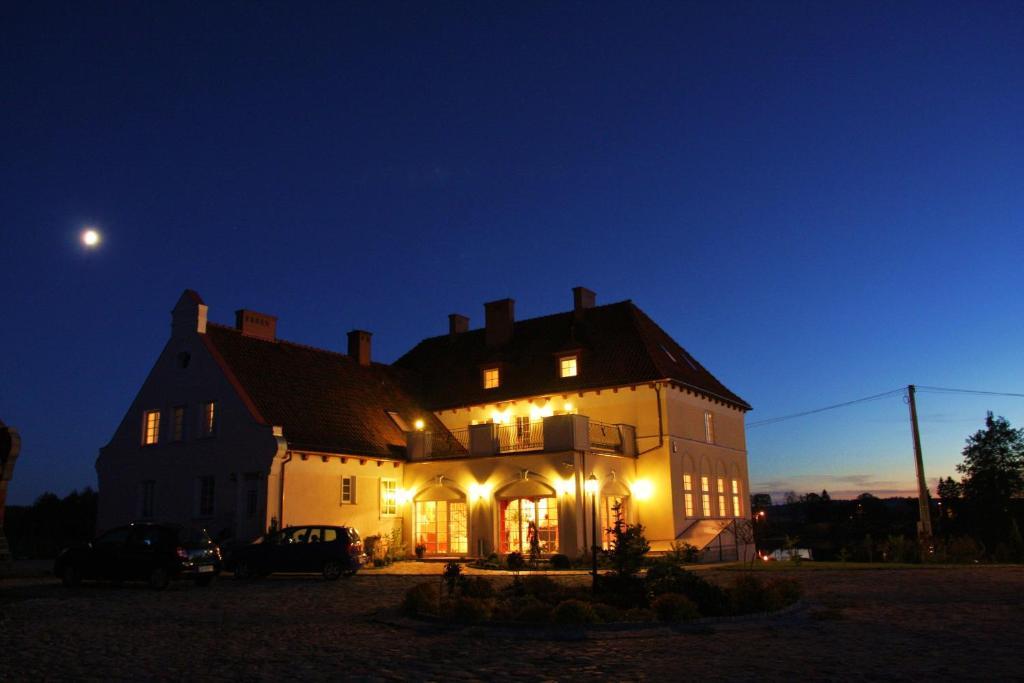 Bed and Breakfast Gosciniec Rycerski Paprotki Exterior foto